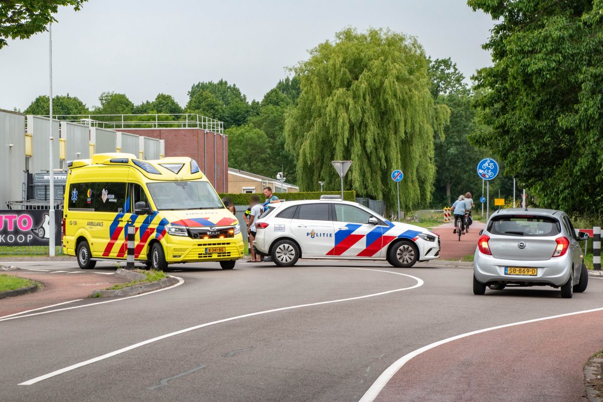 Voetganger geschept door automobilist in Sneek