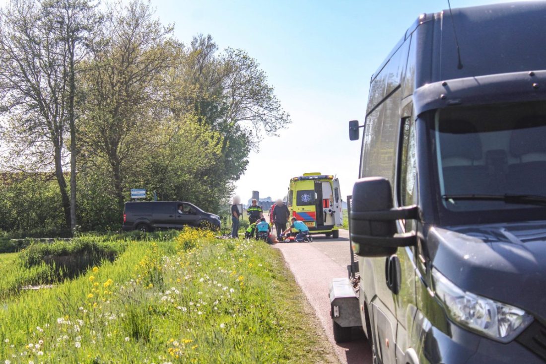 Fietser ernstig gewond bij botsing met bestelbus Parrega