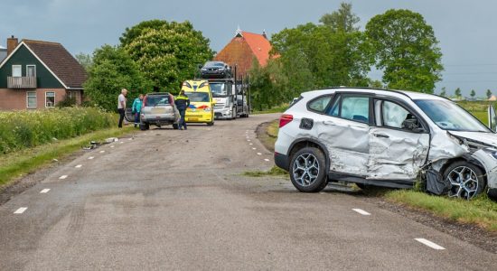 Forse schade bij botsing in Sibrandabuorren