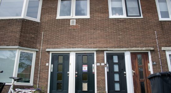 Burgemeester sluit twee drugspanden in Sneek
