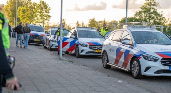 Vechtpartij op sportpark Schuttersveld, veel politie aanwezig