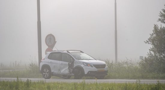 Flinke schade bij botsing in Witmarsum