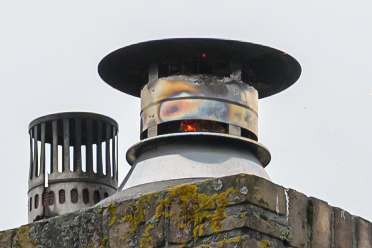 Schoorsteenbrand aan de Bottinge in Sneek